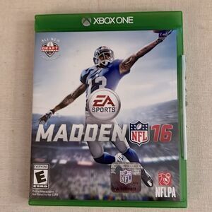EA Sports Madden NFL 16 w case for XBOX One